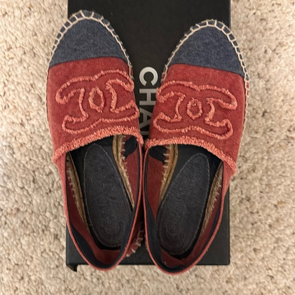 Authentic Chanel size 37 Red and blue denim espadrilles - Picture 2 of 8